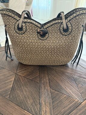 Eric Javits Watusi Scalloped Tote Bag Black Metallic Neutrals Straw Paisley